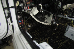 shumoizolyatsiya-Audi-A3-16