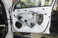 shumoizolyatsiya-Audi-A3-8