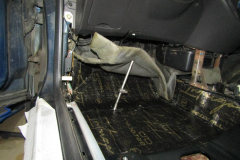 shumoizolyatsiya-Ford-Focus-1-14