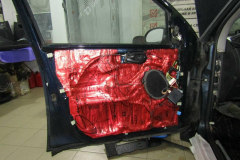 shumoizolyatsiya-Ford-Focus-1-20