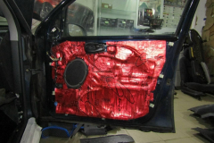 shumoizolyatsiya-Ford-Focus-1-4