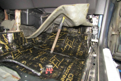 shumoizolyatsiya-Ford-Focus-1-9