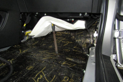 shumoizolyatsiya-Haval-M6-12