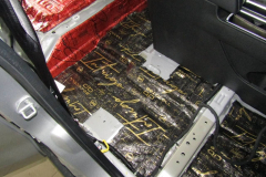 shumoizolyatsiya-Haval-M6-13