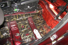 shumoizolyatsiya-Jaguar-Xe-20