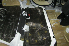 shumoizolyatsiya-Skoda-Octavia-A7-15