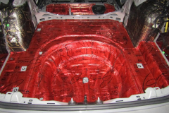 shumoizolyatsiya-Volkswagen-Passat-CC-16