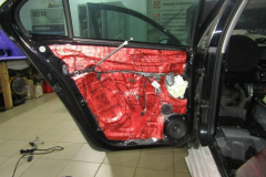shumoizolyatsiya-Skoda-Rapid-7