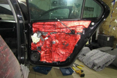 shumoizolyatsiya-Skoda-Rapid-9