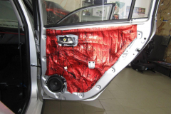 shumoizolyatsiya-Kia-Rio-X-Line-32