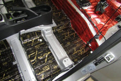 shumoizolyatsiya-Kia-Rio-X-Line-7