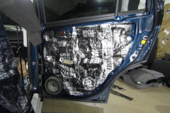 shumoizolyatsiya-Suzuki-Sx4-10