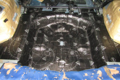 shumoizolyatsiya-Suzuki-Sx4-13