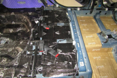 shumoizolyatsiya-Suzuki-Sx4-24