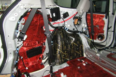 shumoizolyatsiya-Toyota-Highlander-4-2025-15