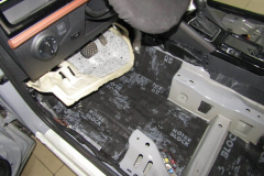 shumoizolyatsiya-Jetta-Vs-7-28