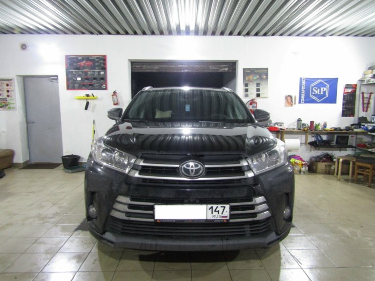 Toyota Highlander 3