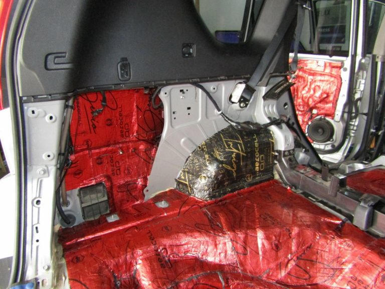Шумоизоляция Nissan X Trail T31 Stop Shum