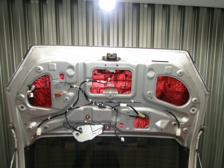 Шумоизоляция Nissan X Trail T31 Stop Shum