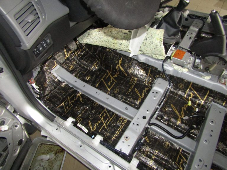 Шумоизоляция Nissan X Trail T31 Stop Shum