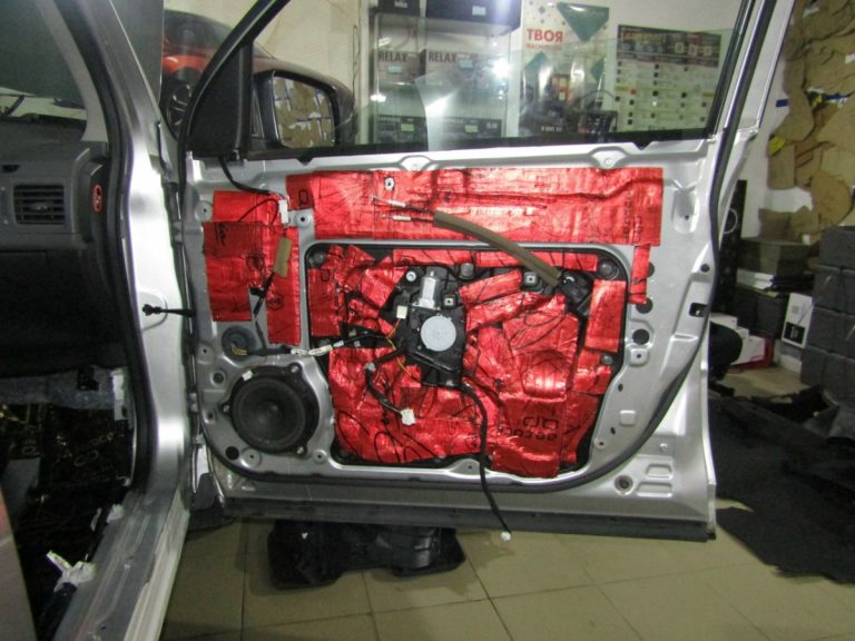 Шумоизоляция Nissan X Trail T31 Stop Shum