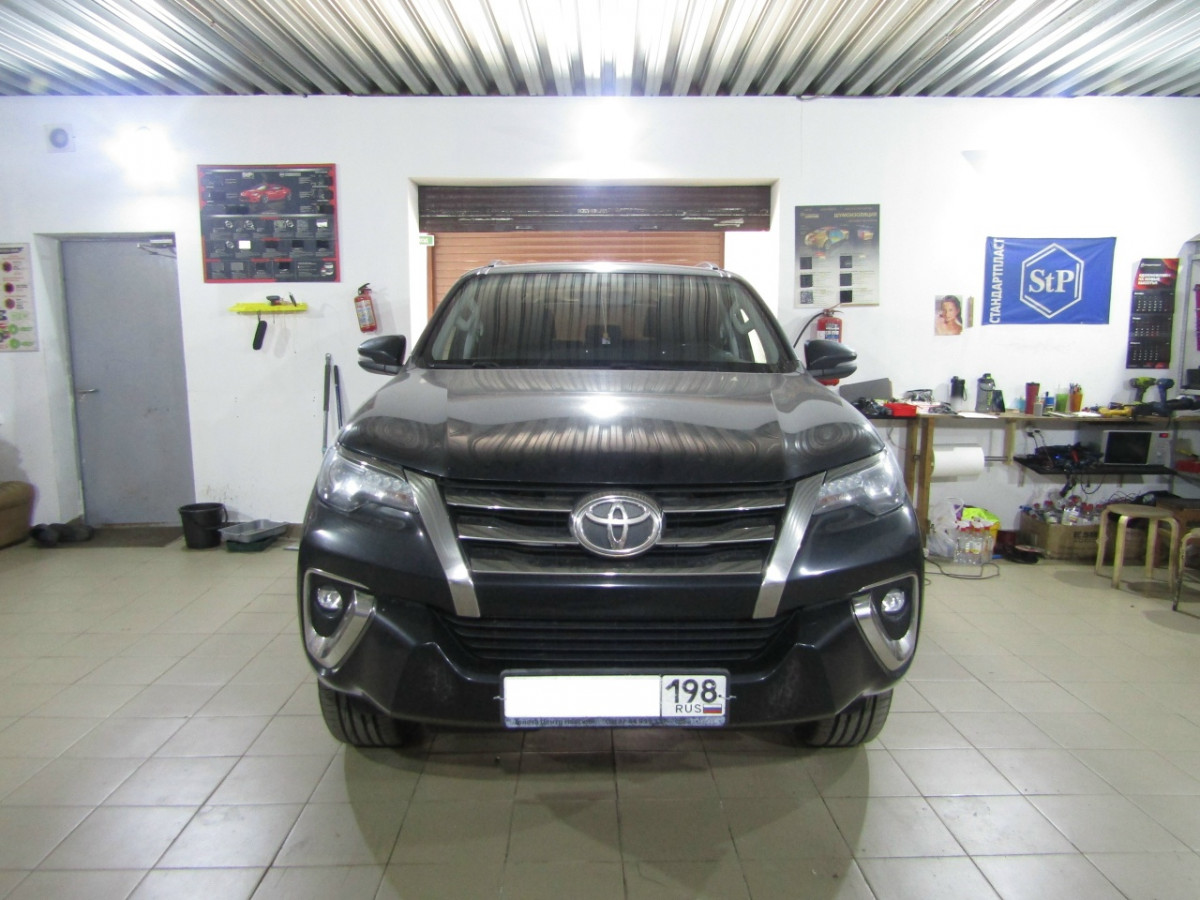 Toyota Fortuner