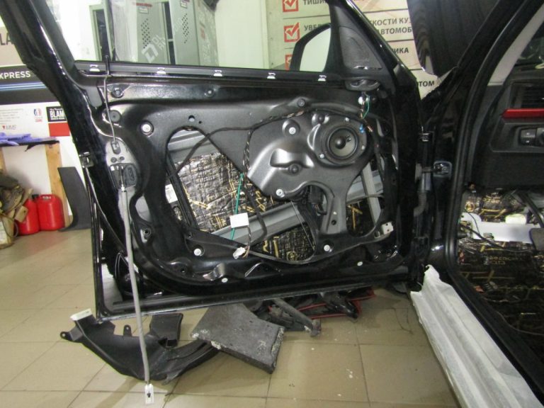 Шумоизоляция BMW 116 F20 Stop Shum