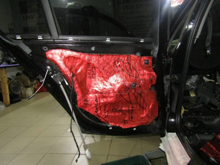Шумоизоляция BMW 116 F20 Stop Shum