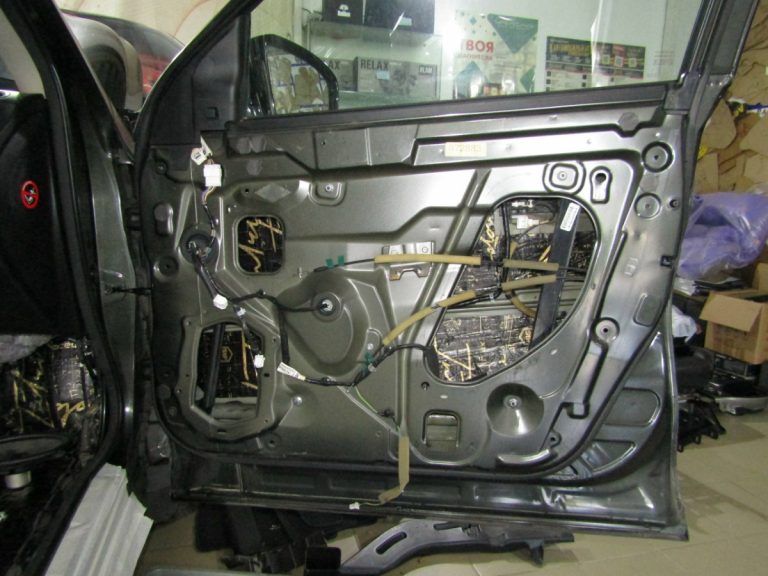 Шумоизоляция Infinity QX 60 Stop Shum