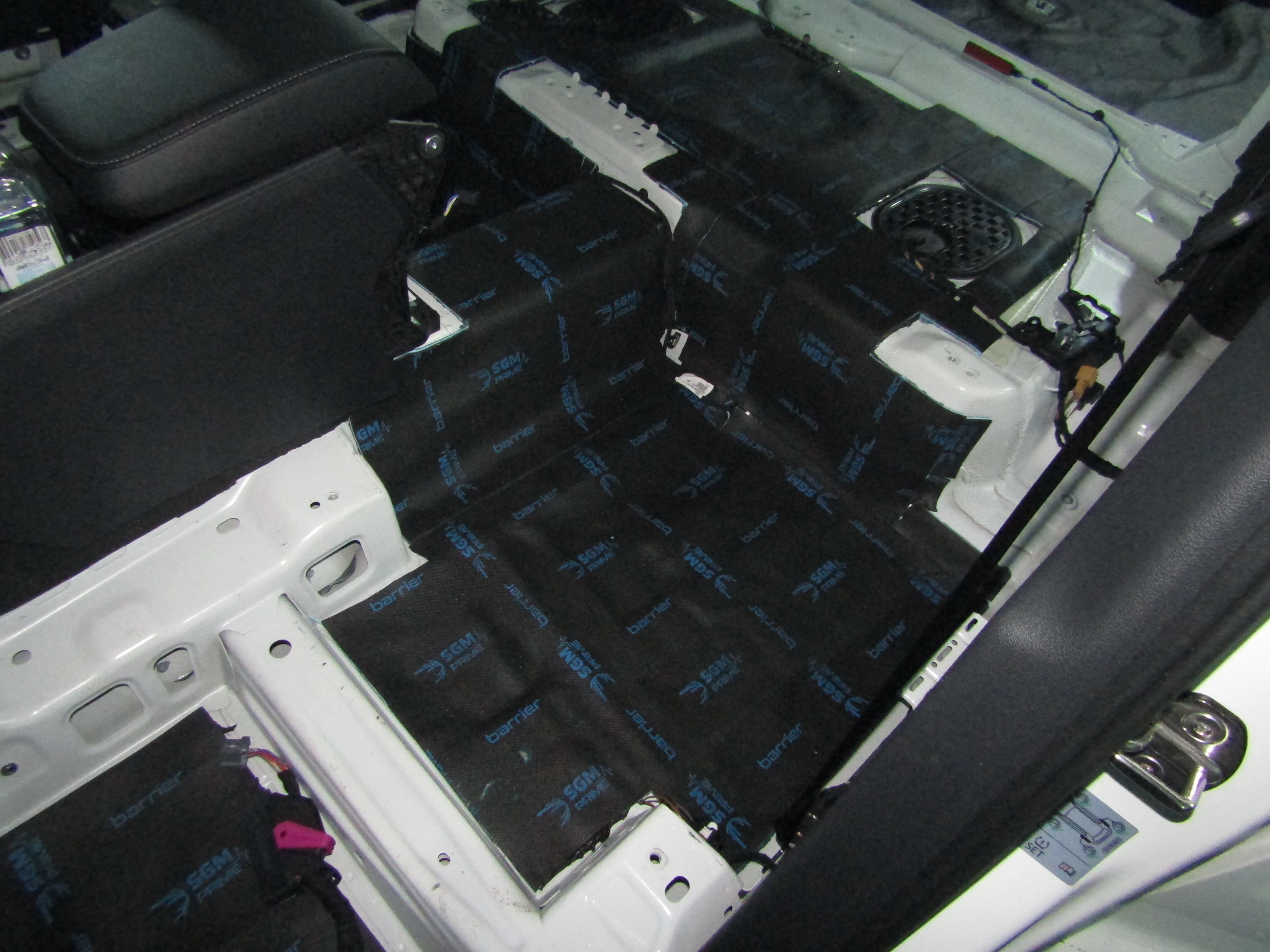 Шумоизоляция Skoda Kodiaq StopShum