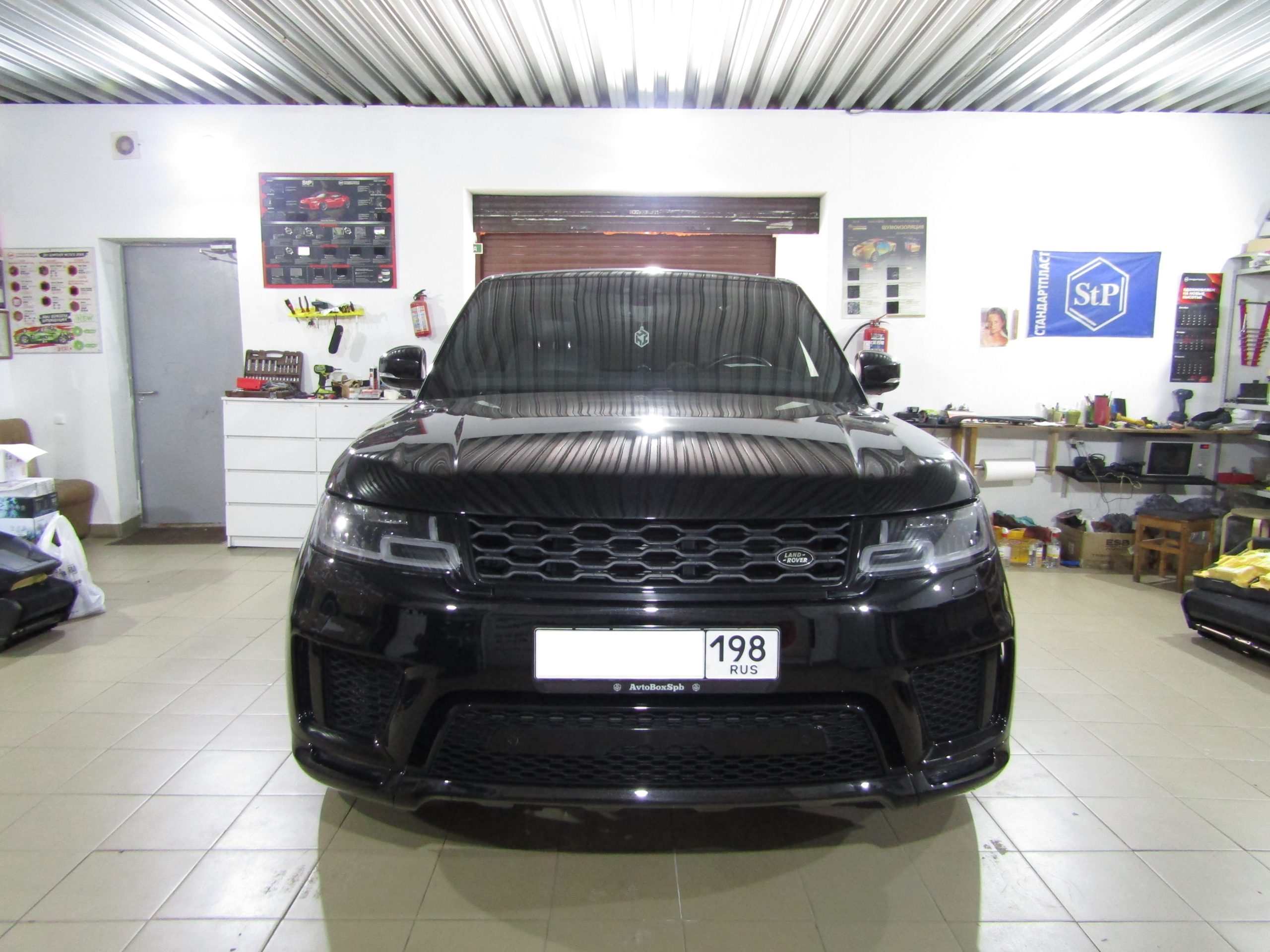 Шумоизоляция Range Rover Sport Stop Shum