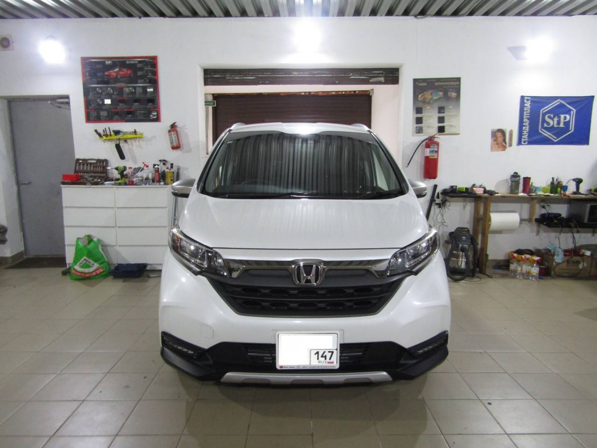 Шумоизоляция Honda Freed+ Stop Shum