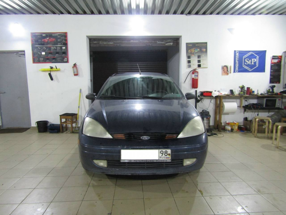 Ford Focus 1