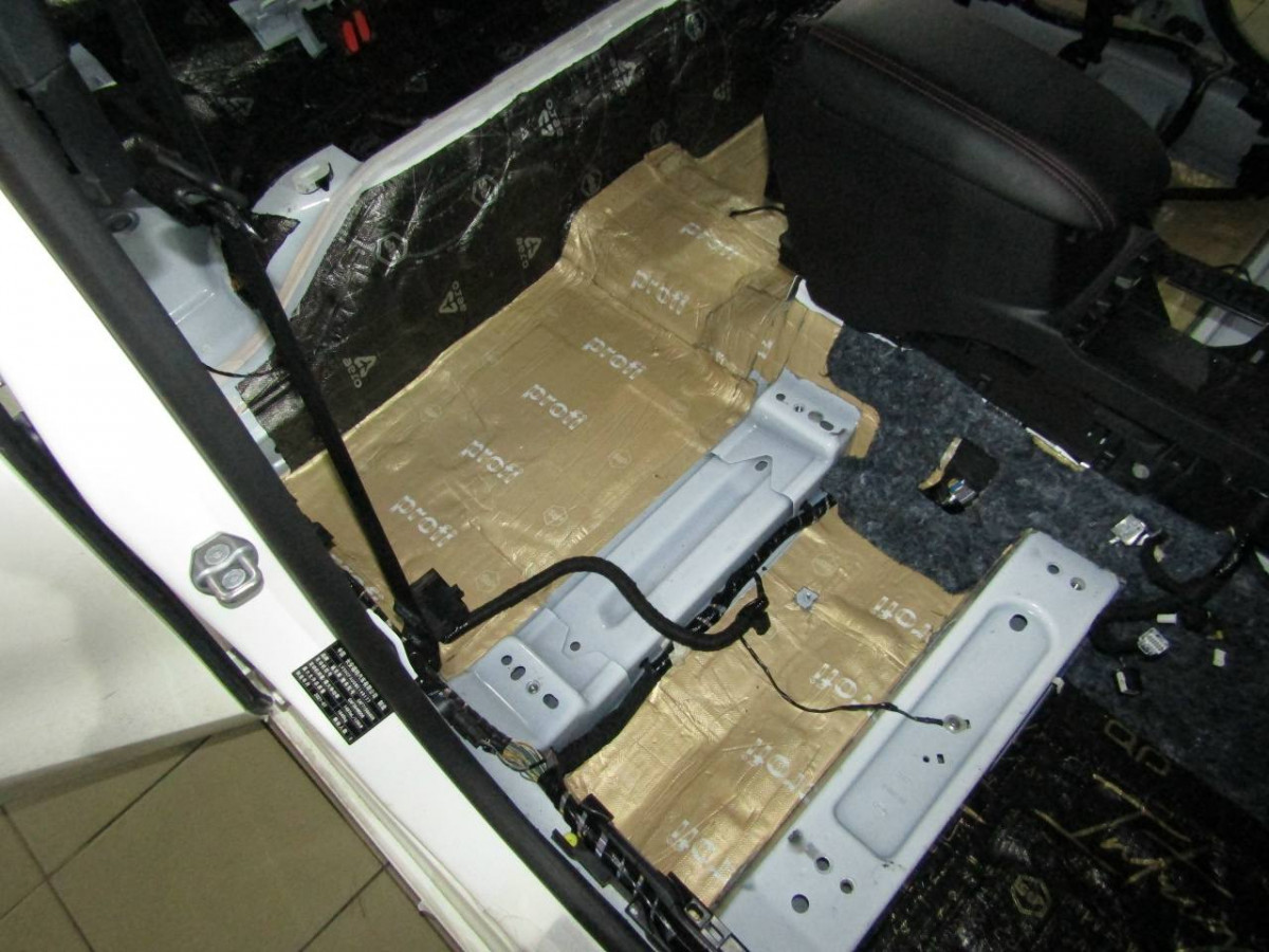 Шумоизоляция Ford Focus 4 Stop Shum