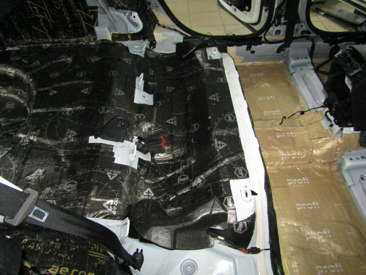 Шумоизоляция Ford Focus 4 Stop Shum