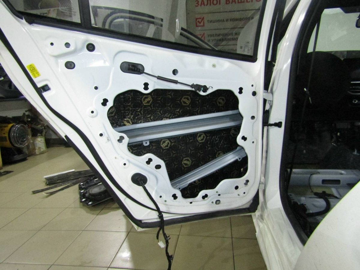 Шумоизоляция Ford Focus 4 Stop Shum