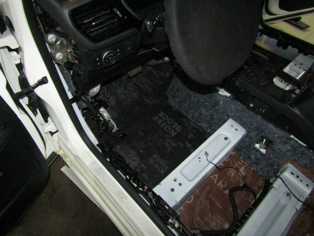 Шумоизоляция Ford Focus 4 Stop Shum