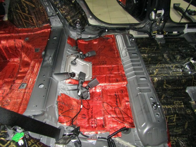 Шумоизоляция Honda Civic 11 Stop Shum