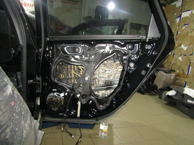 Шумоизоляция Honda Civic 11 Stop Shum