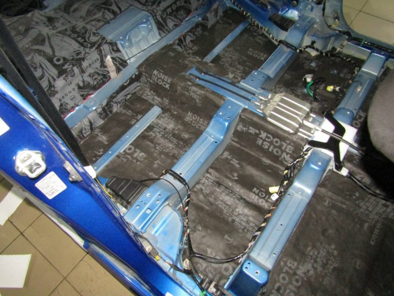 Шумоизоляция Suzuki Solio Stop Shum