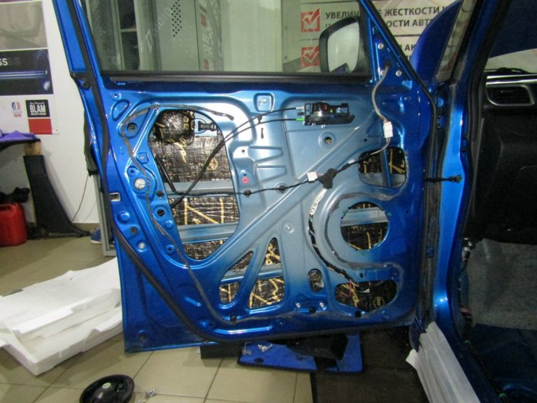 Шумоизоляция Suzuki Solio Stop Shum