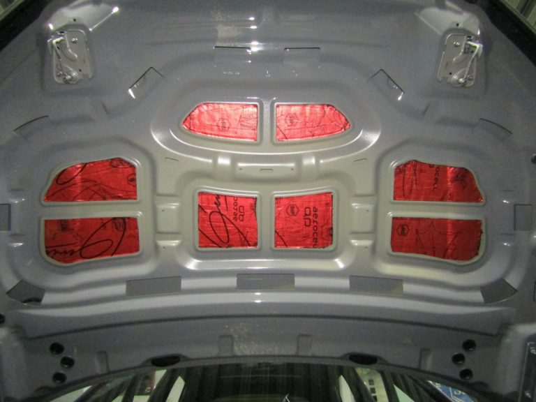 Шумоизоляция Audi Q5 L Stop Shum