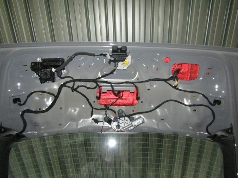 Шумоизоляция Audi Q5 L Stop Shum