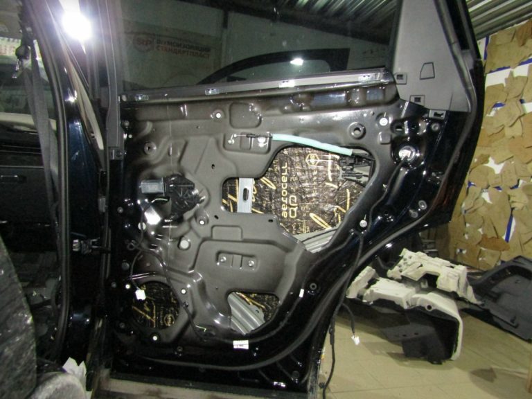 Шумоизоляция HongQi Hs 5 Stop Shum