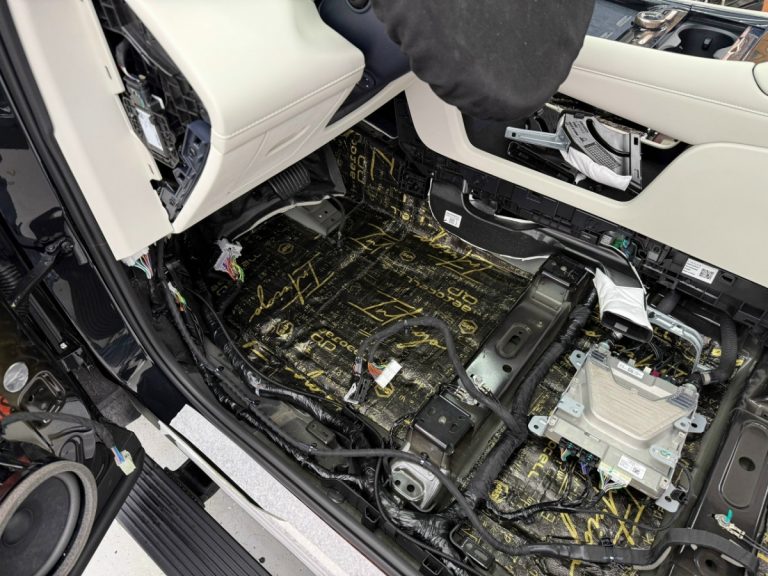 Шумоизоляция Lynk&Co 900 Stop Shum