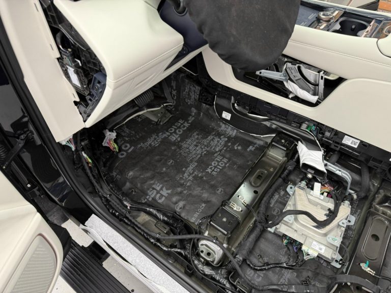 Шумоизоляция Lynk&Co 900 Stop Shum