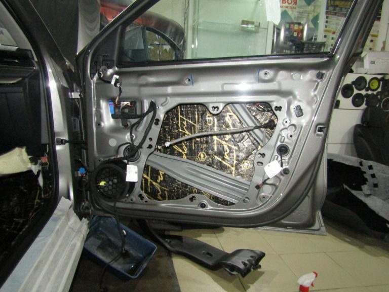 Шумоизоляция Skoda Octavia A8 Pro Stop Shum