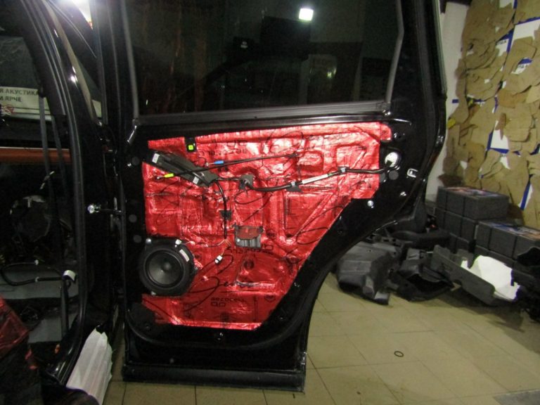 Шумоизоляция Mitsubishi Outlander 4 Stop Shum