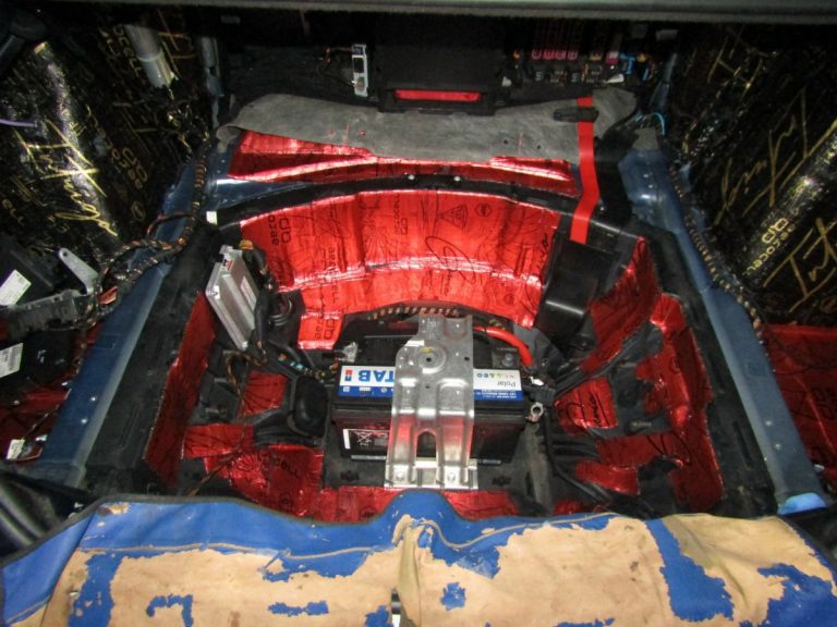 Шумоизоляция Audi A8 Stop Shum