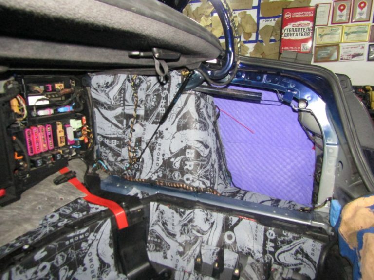 Шумоизоляция Audi A8 Stop Shum